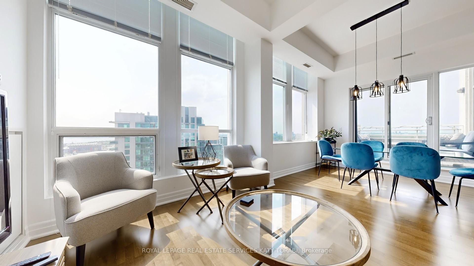 3 Bedrooms Condo at 628 Fleet, Toronto For sale