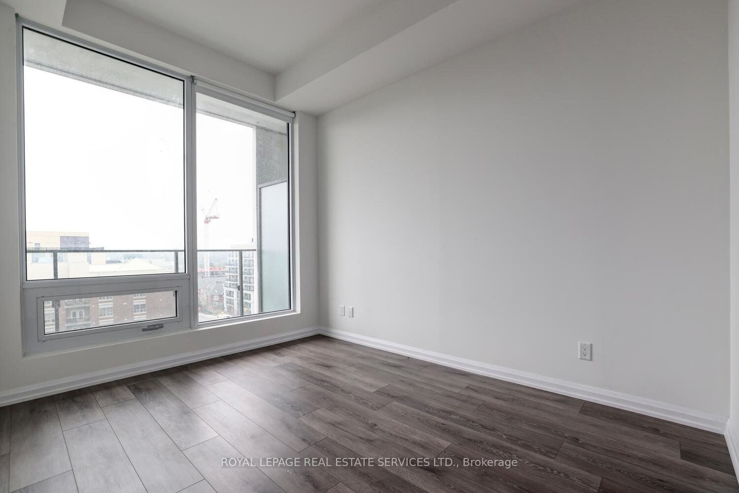 2 Bedrooms Condo at 4208 Dundas,  Toronto For sale