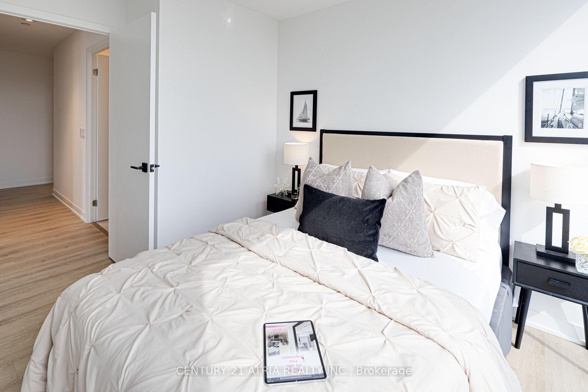 2 Bedrooms Condo at 319 Jarvis, Toronto For sale