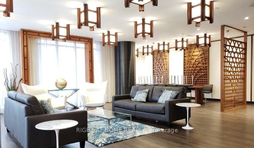 2 Bedrooms Condo at 9 Valhalla Inn, Toronto For sale