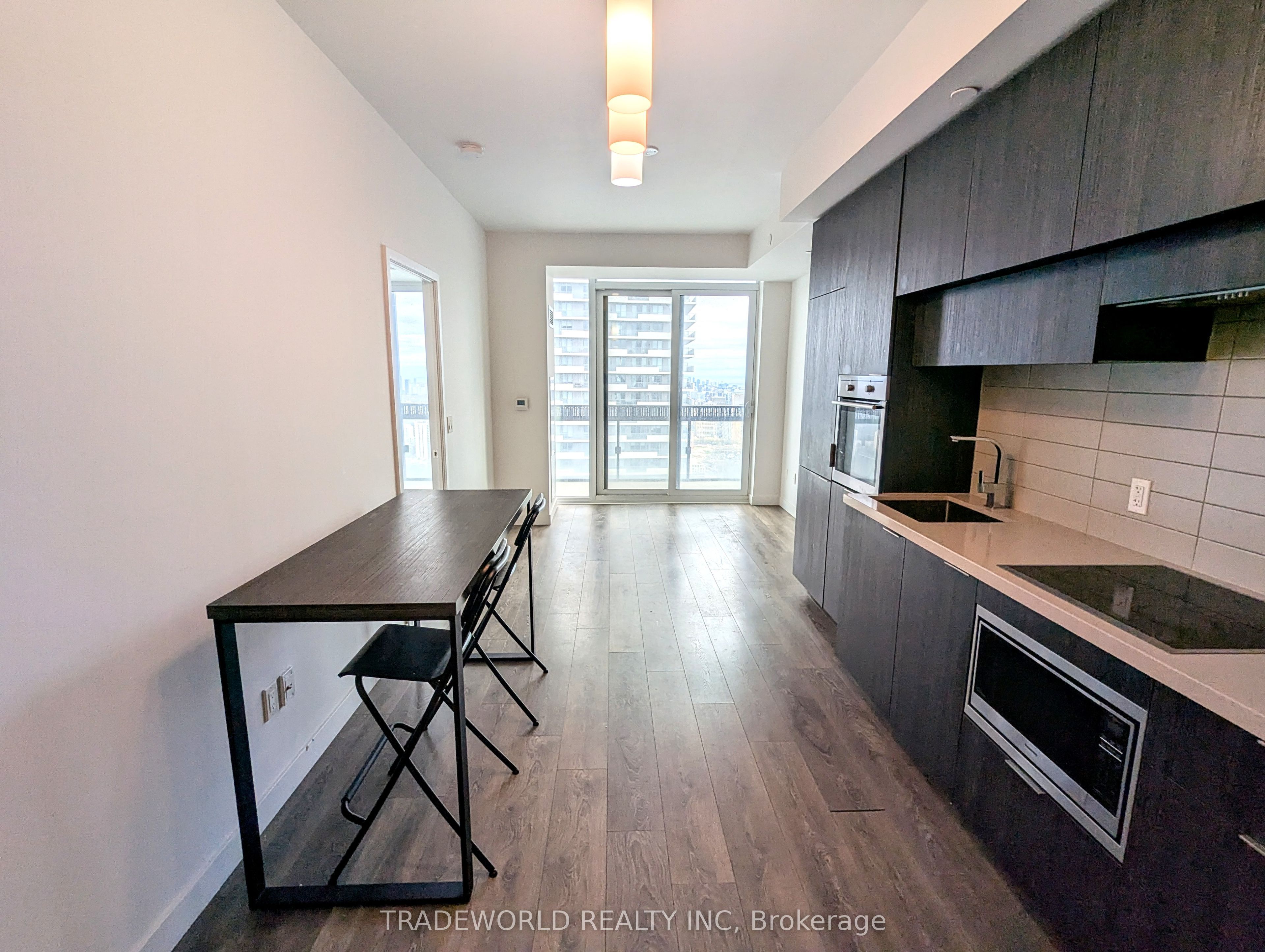 8 Eglinton Avenue E, #4212