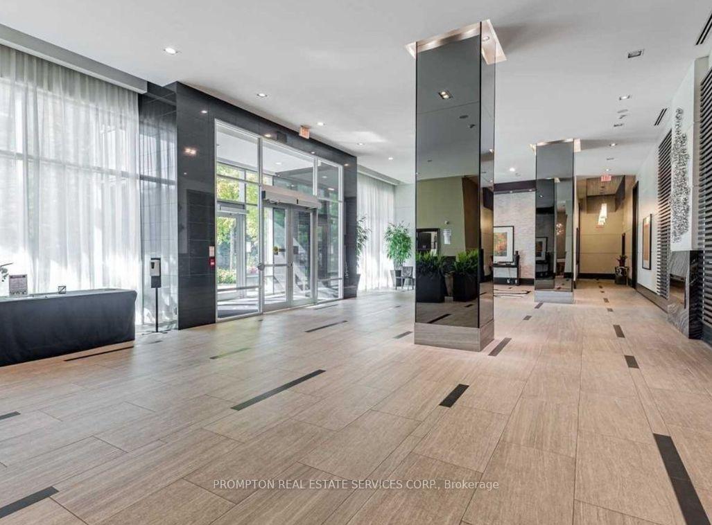 3 Bedrooms Condo at 19 Anndale, Toronto For sale