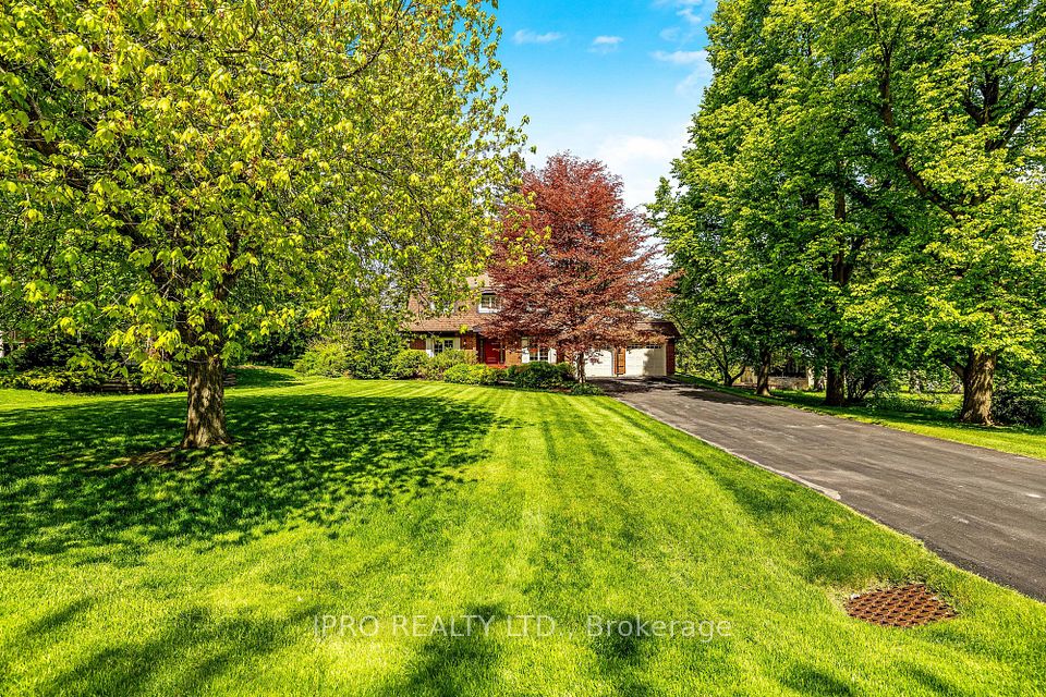 6 Mullen Place, Halton Hills, ON L7G 2R9