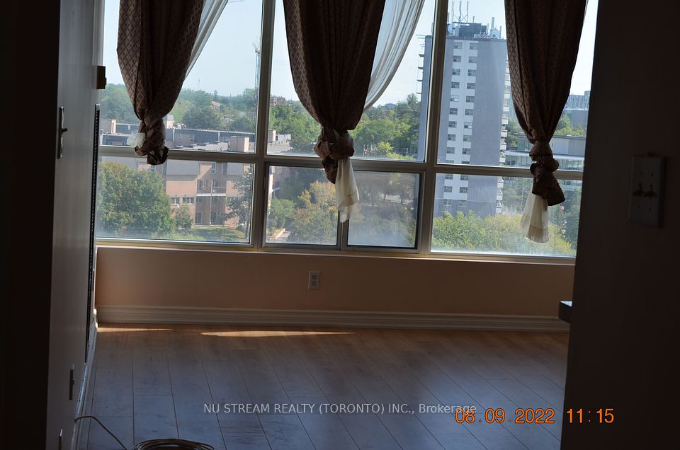 3050 Ellesmere