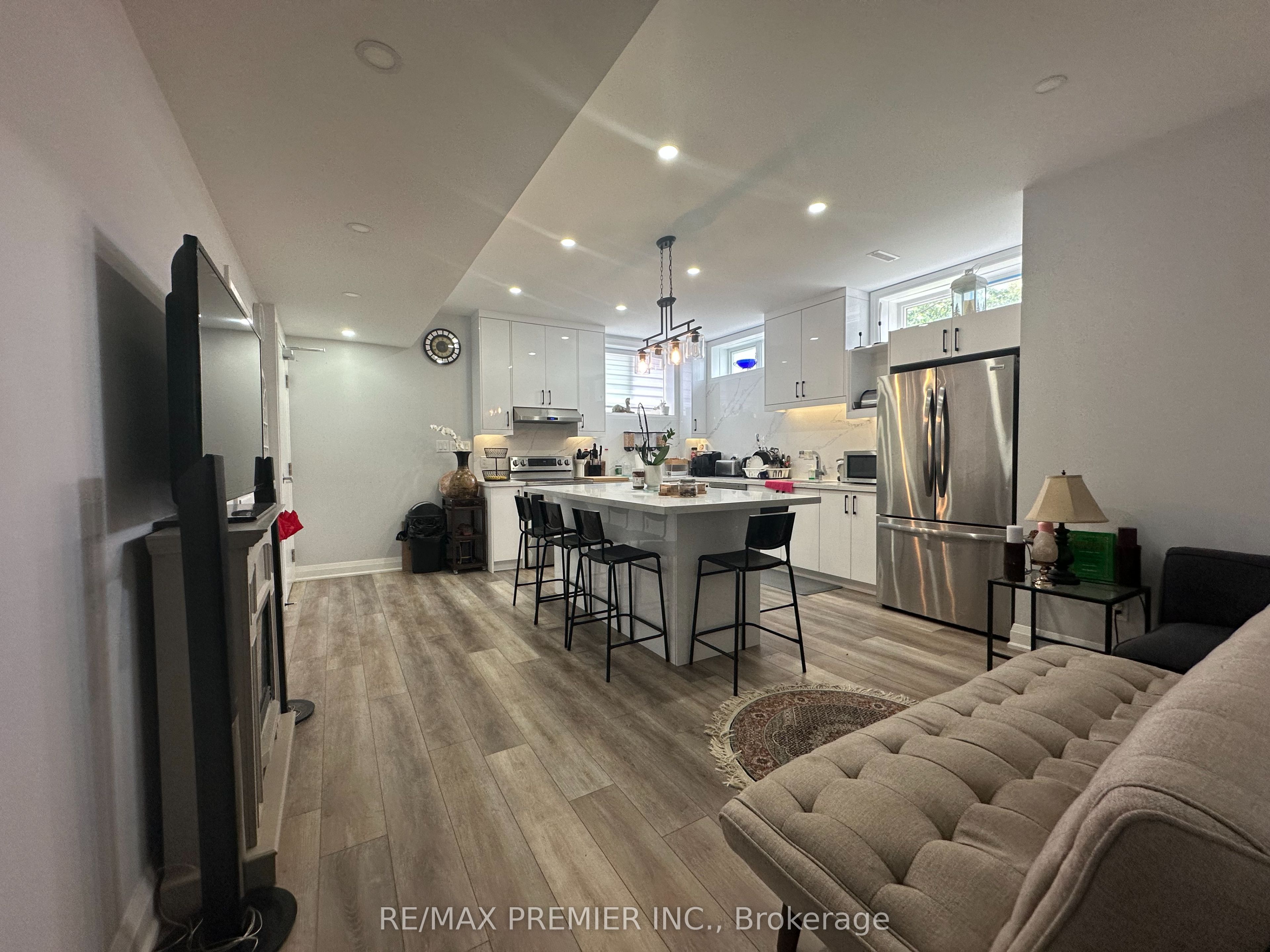 26 Elinor Avenue, #Basement