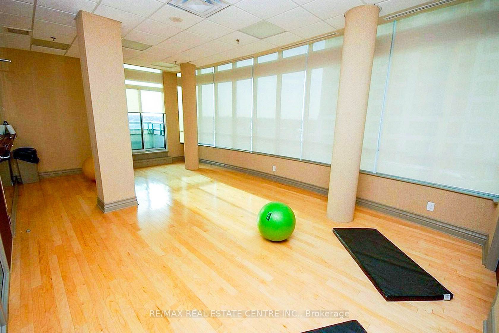 335 Rathburn Road W, #2107