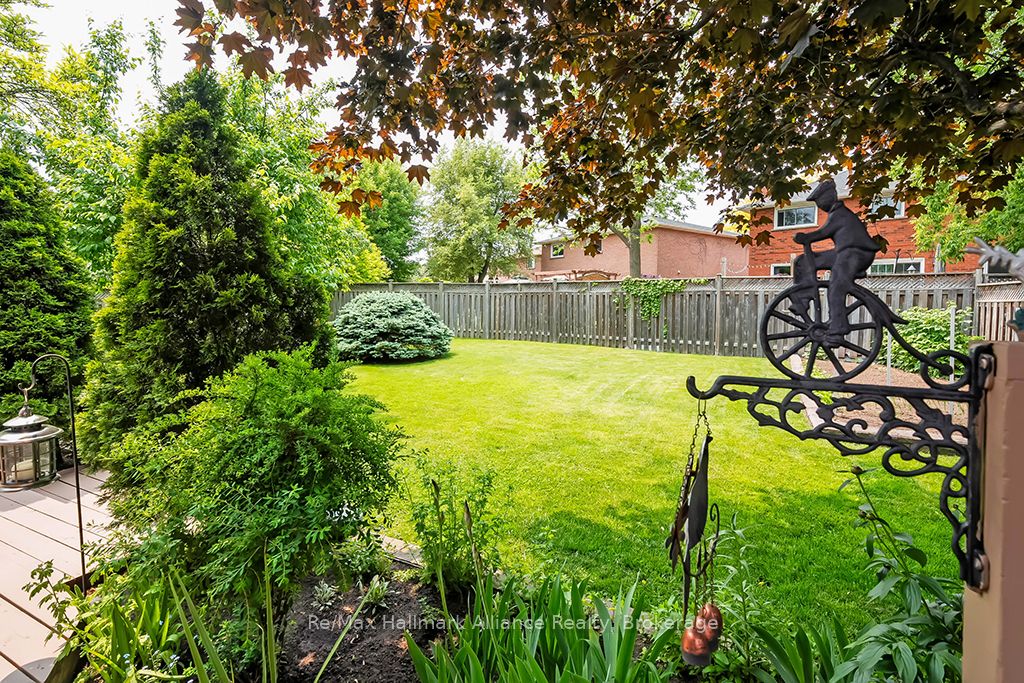 1151 Manor Road