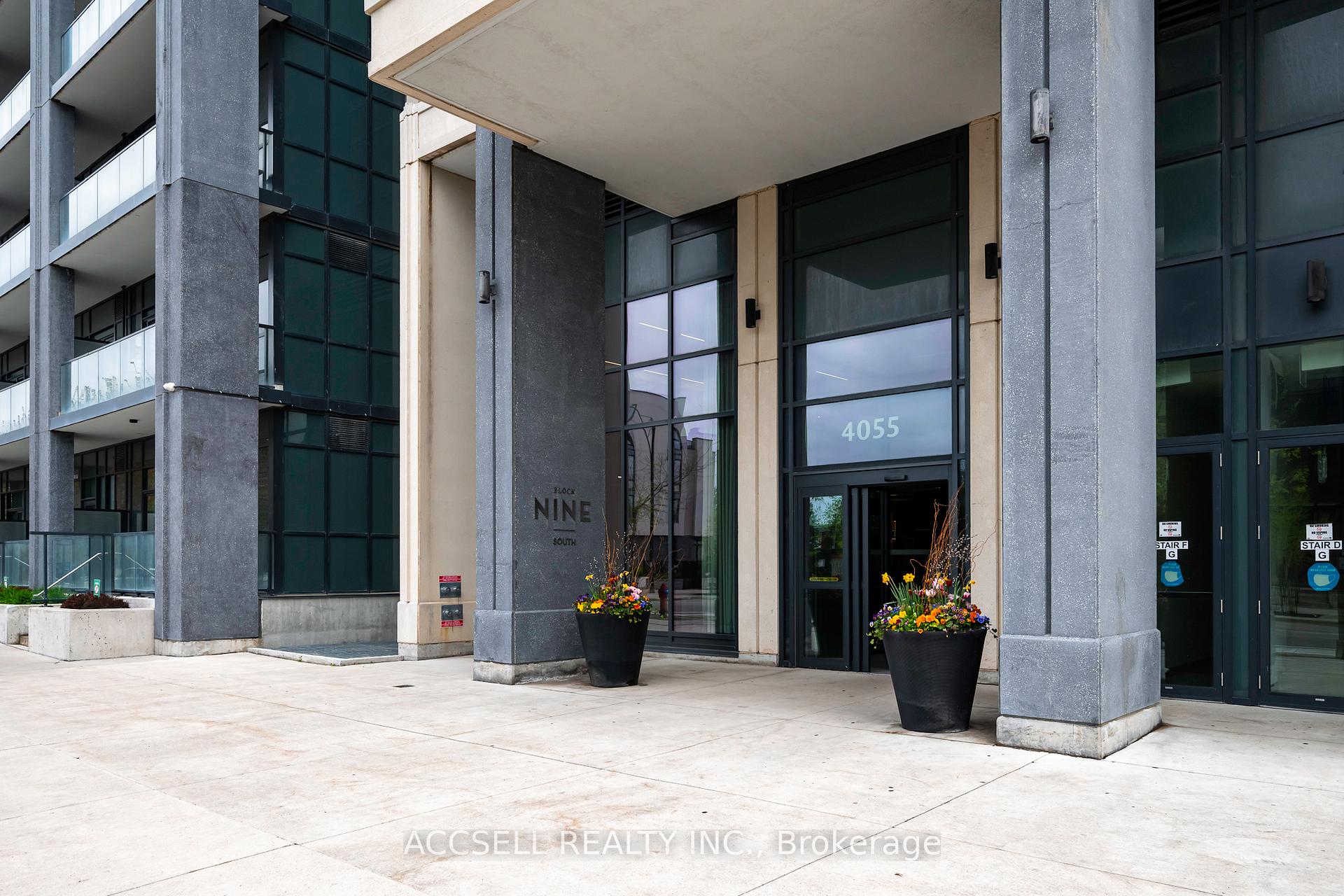2 Bedrooms Condo at 4055 Parkside Village, Mississauga For sale
