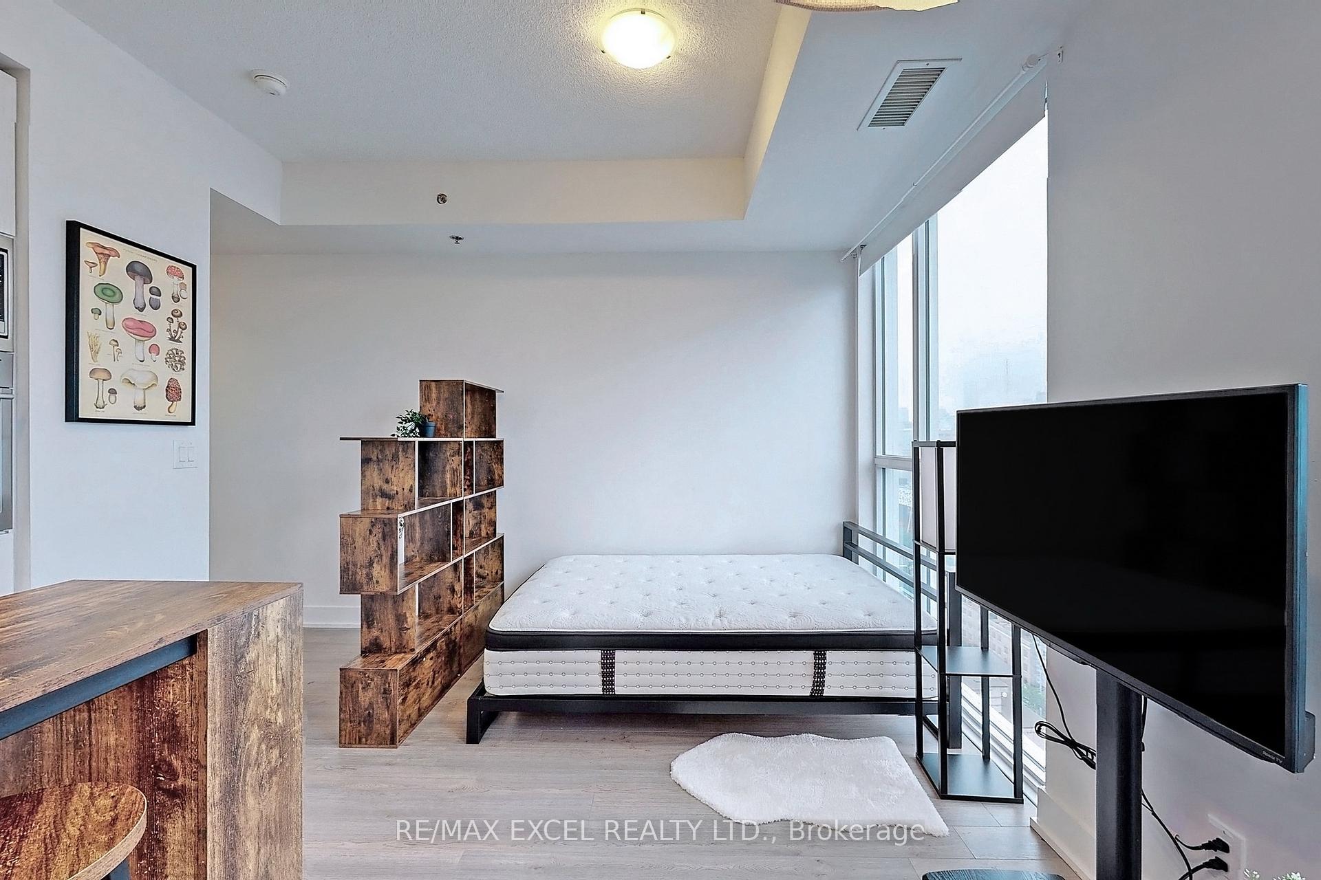 Condo at 318 Richmond, Toronto For sale