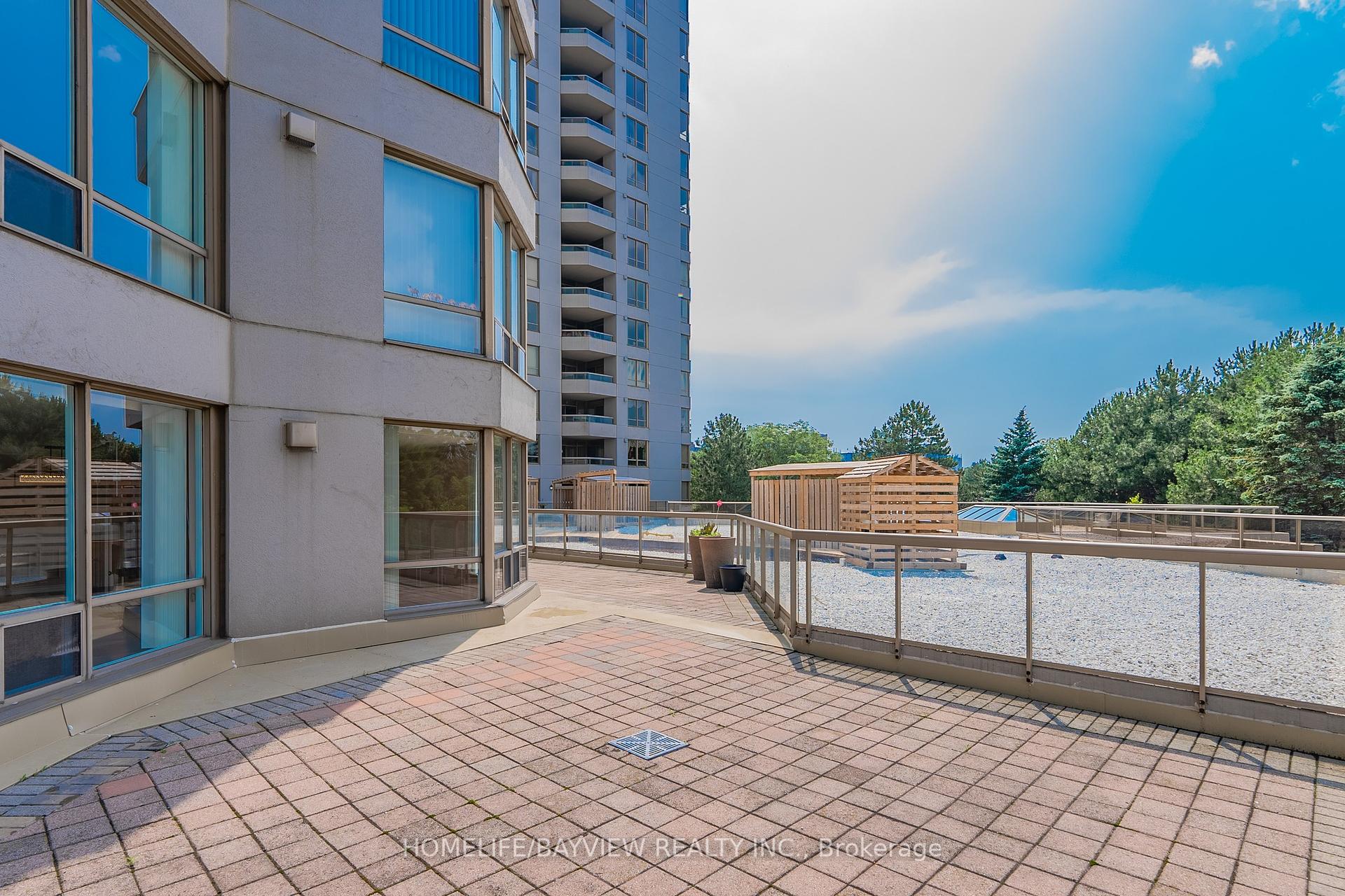 4 Bedrooms Condo at 168 Bonis, Toronto For sale