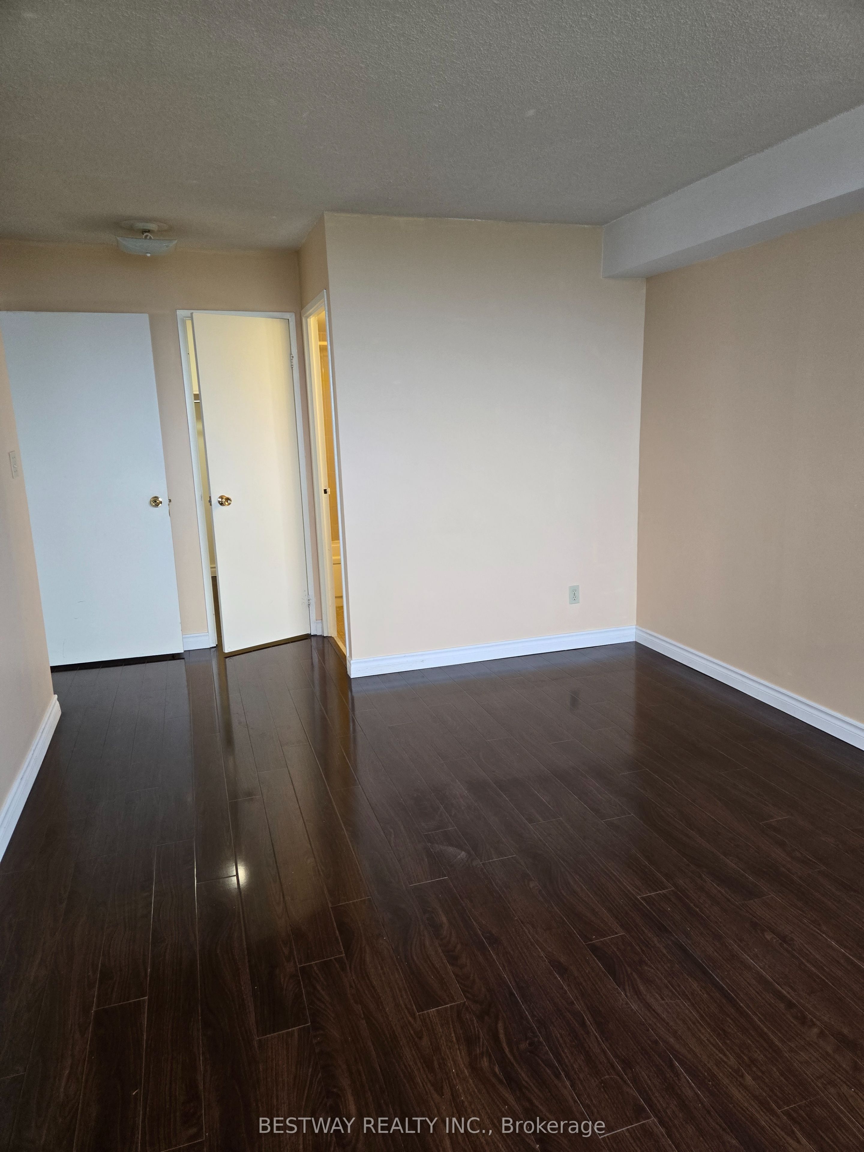 75 Bamburgh Circle, #928