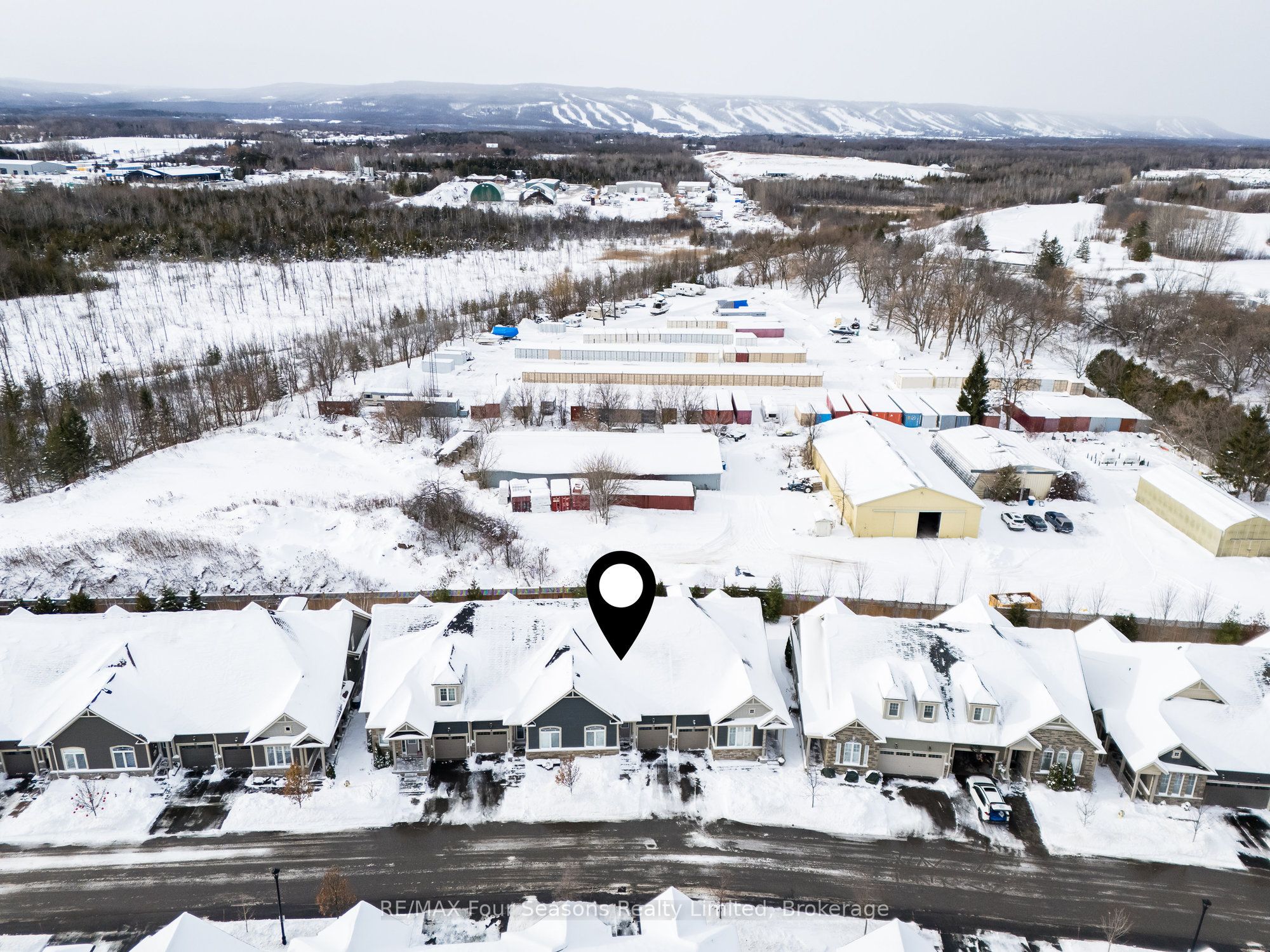 16 Kari Crescent, Collingwood, ON L9Y 5B4