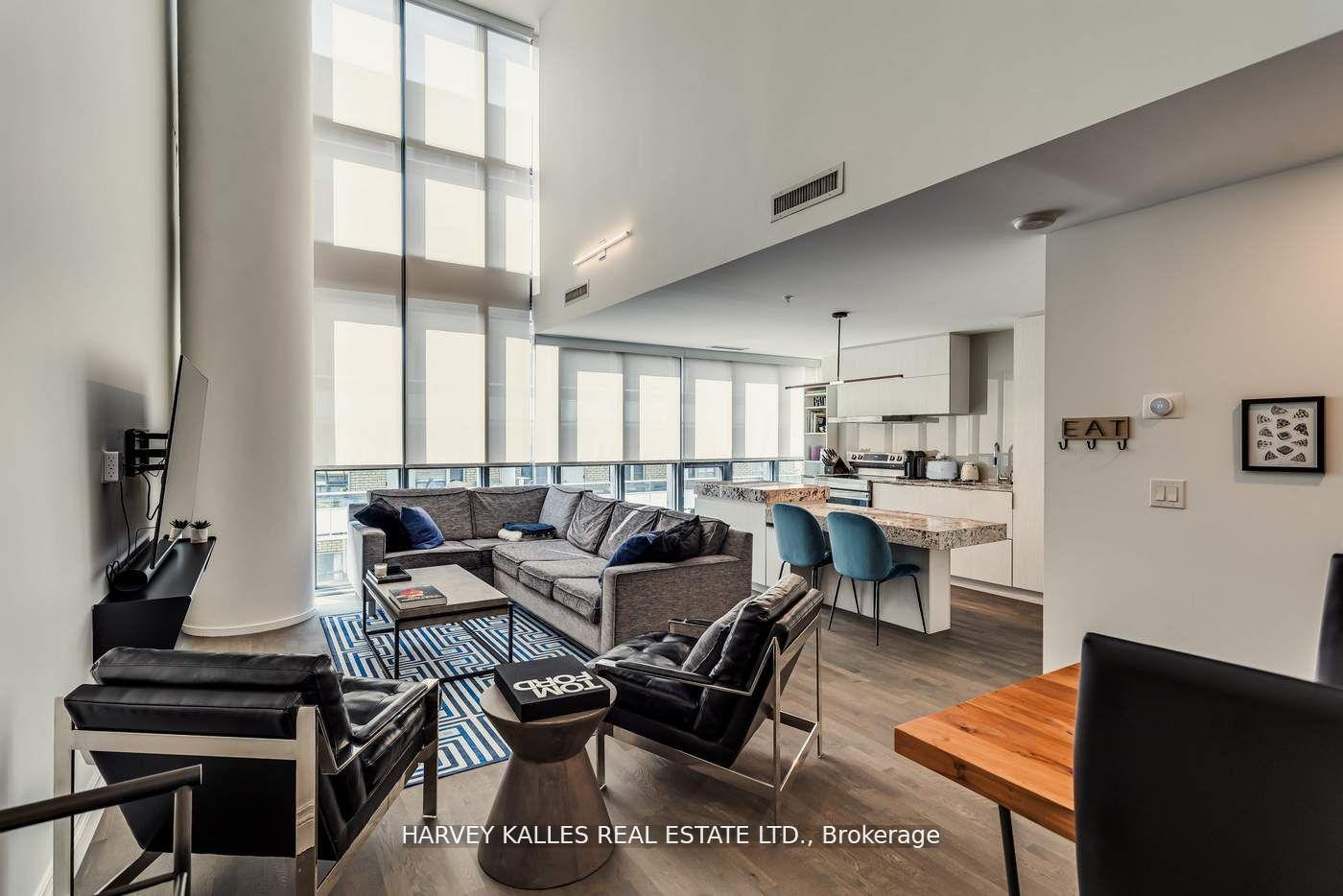 4 Bedrooms Condo at 101 Charles, Toronto For sale