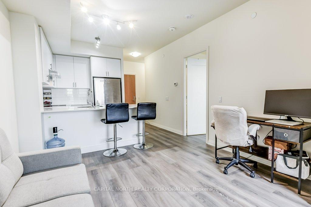 1 Bedroom Condo at 8960 Jane, Vaughan For sale