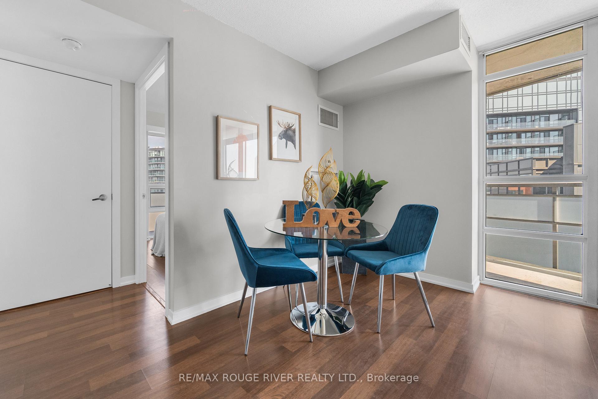 2 Bedrooms Condo at 38 Joe Shuster,  Toronto For sale
