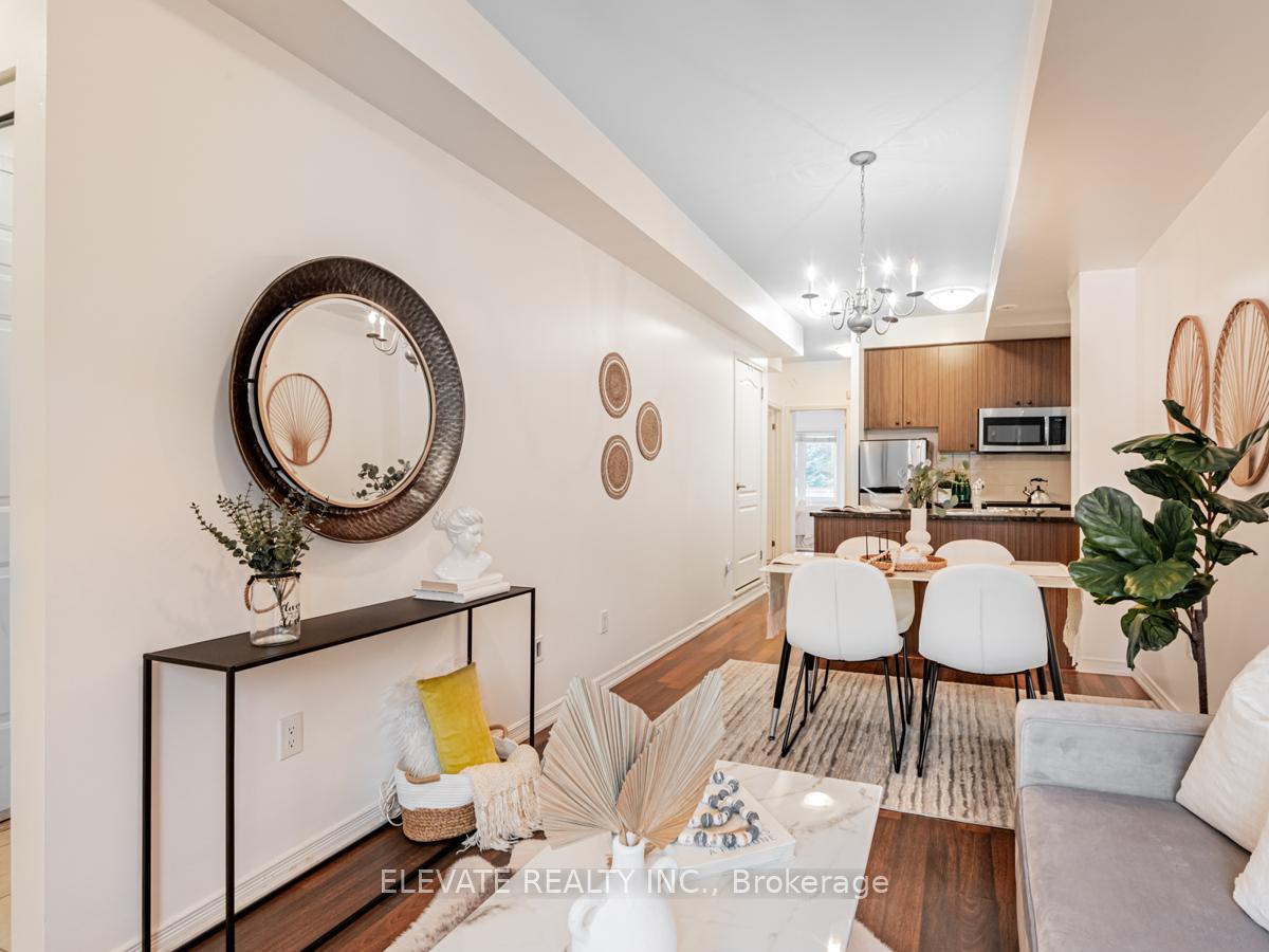 2 Bedrooms Condo at 15 Coneflower, Toronto For sale