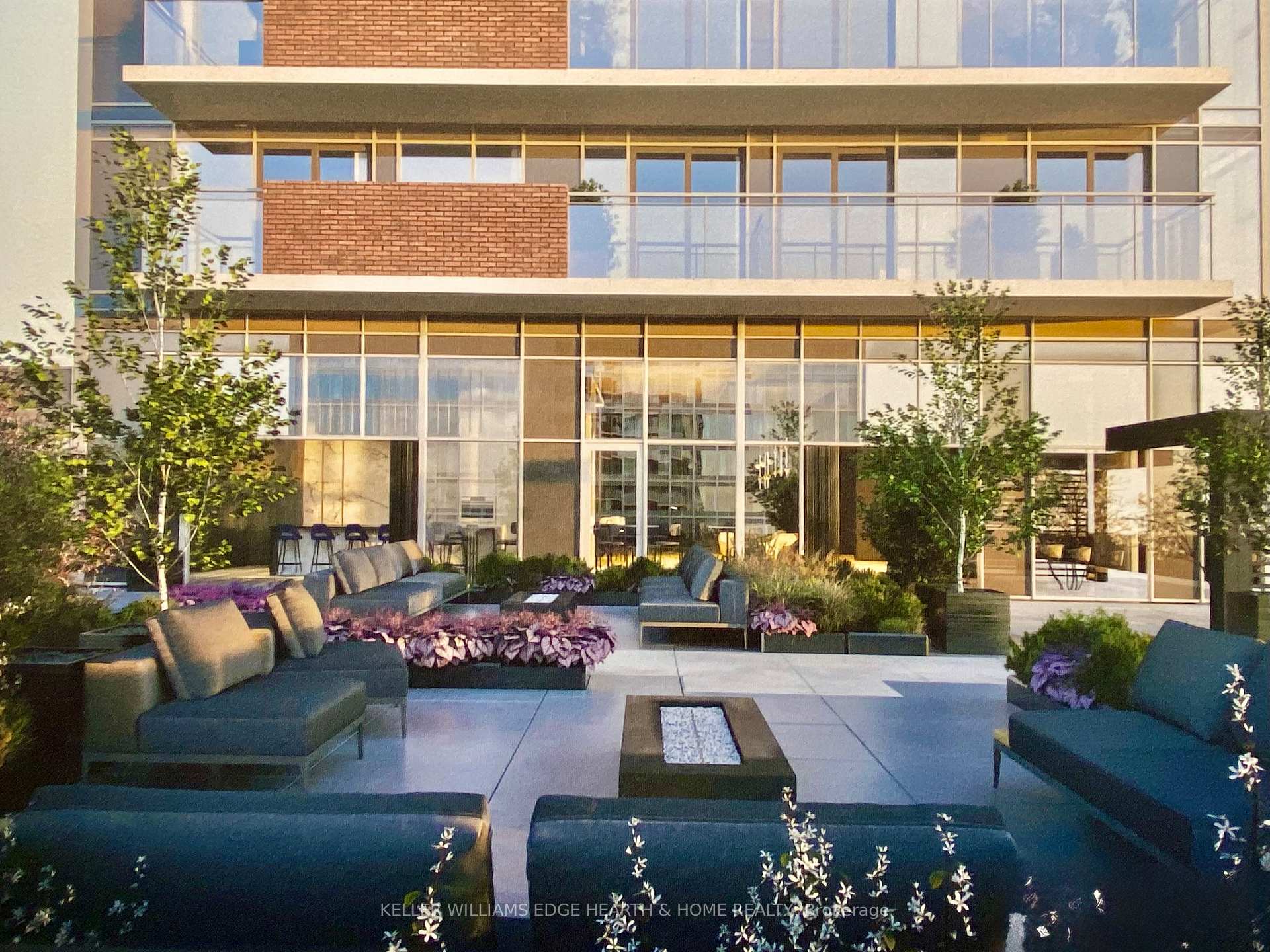 2 Bedrooms Condo at 8 Catharine,  Hamilton For sale