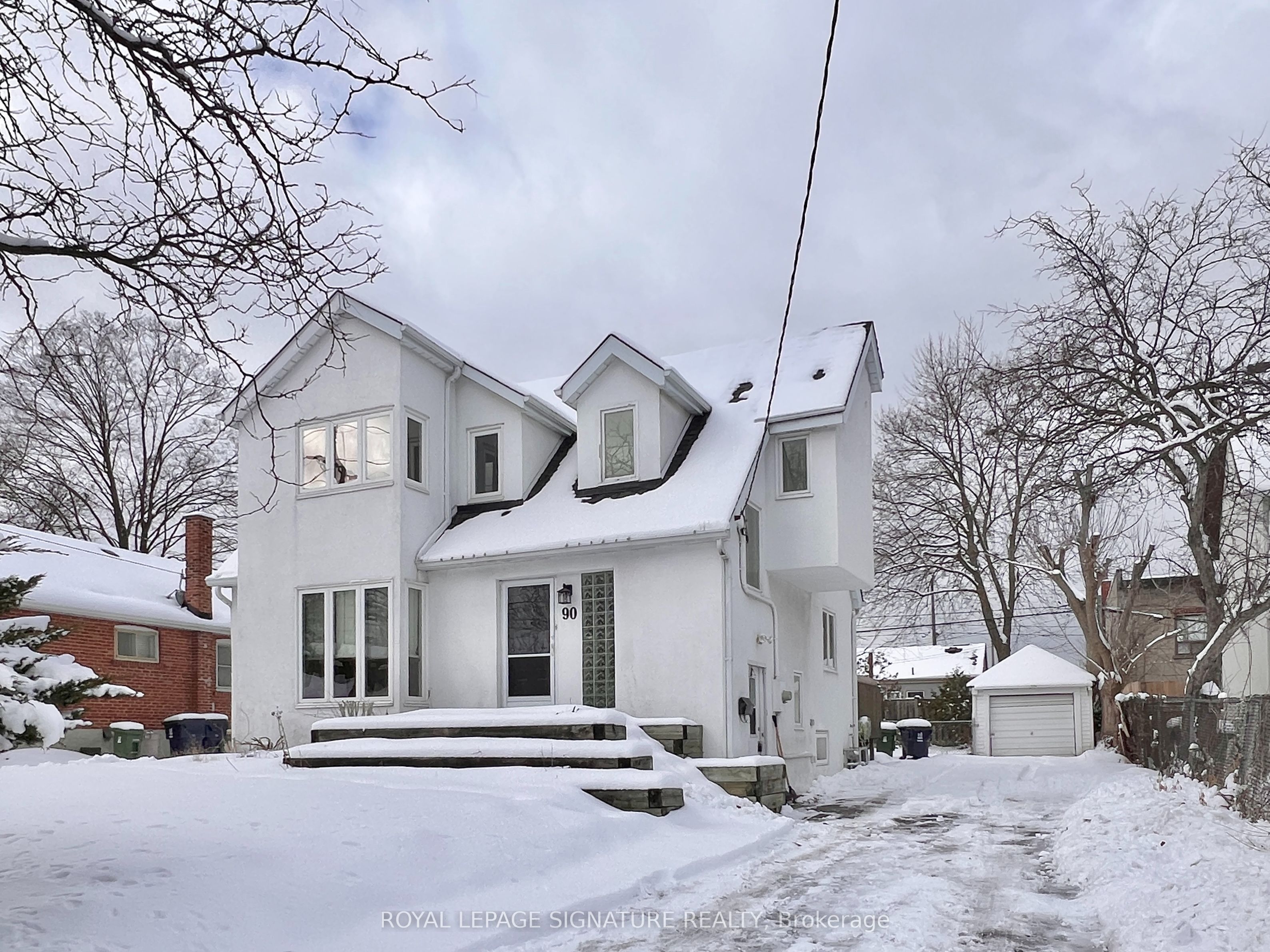 90 Bogert Avenue, Toronto, ON M2N 1K6