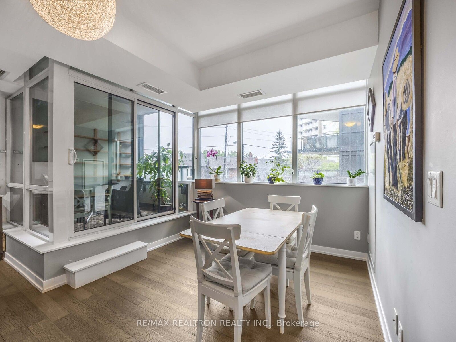 36 Howard Park Avenue, #202