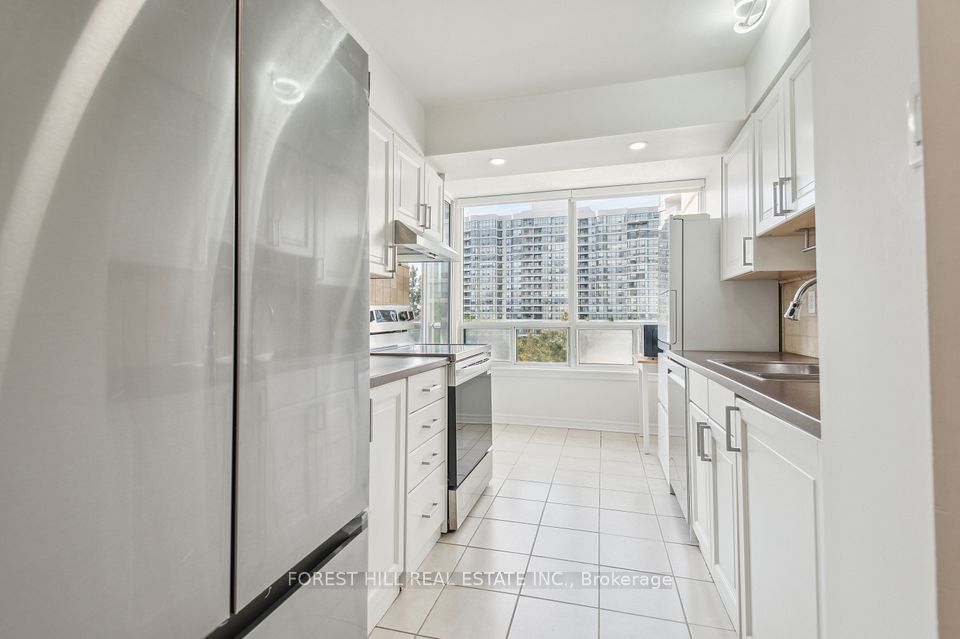 7250 Yonge