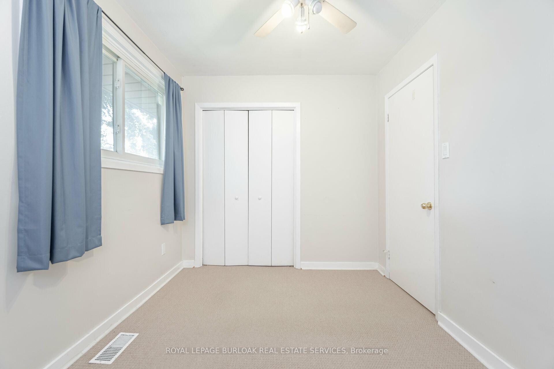 2 Bedrooms Condo at 1116 Homewood, Burlington For sale