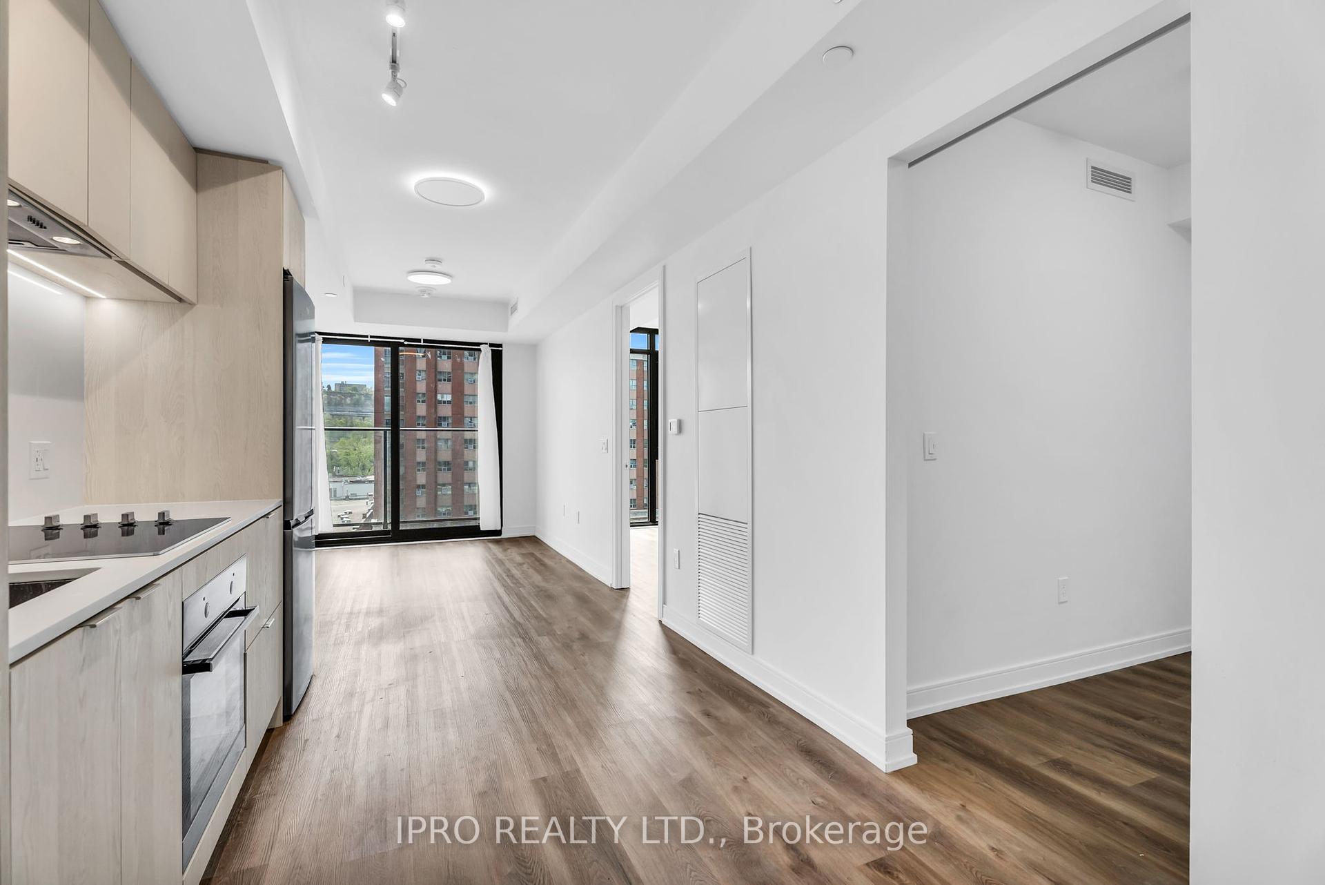 1 Bedroom Condo at 1 Jarvis, Hamilton For sale