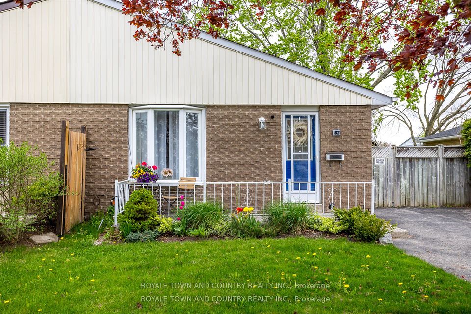 82 Orchard Park