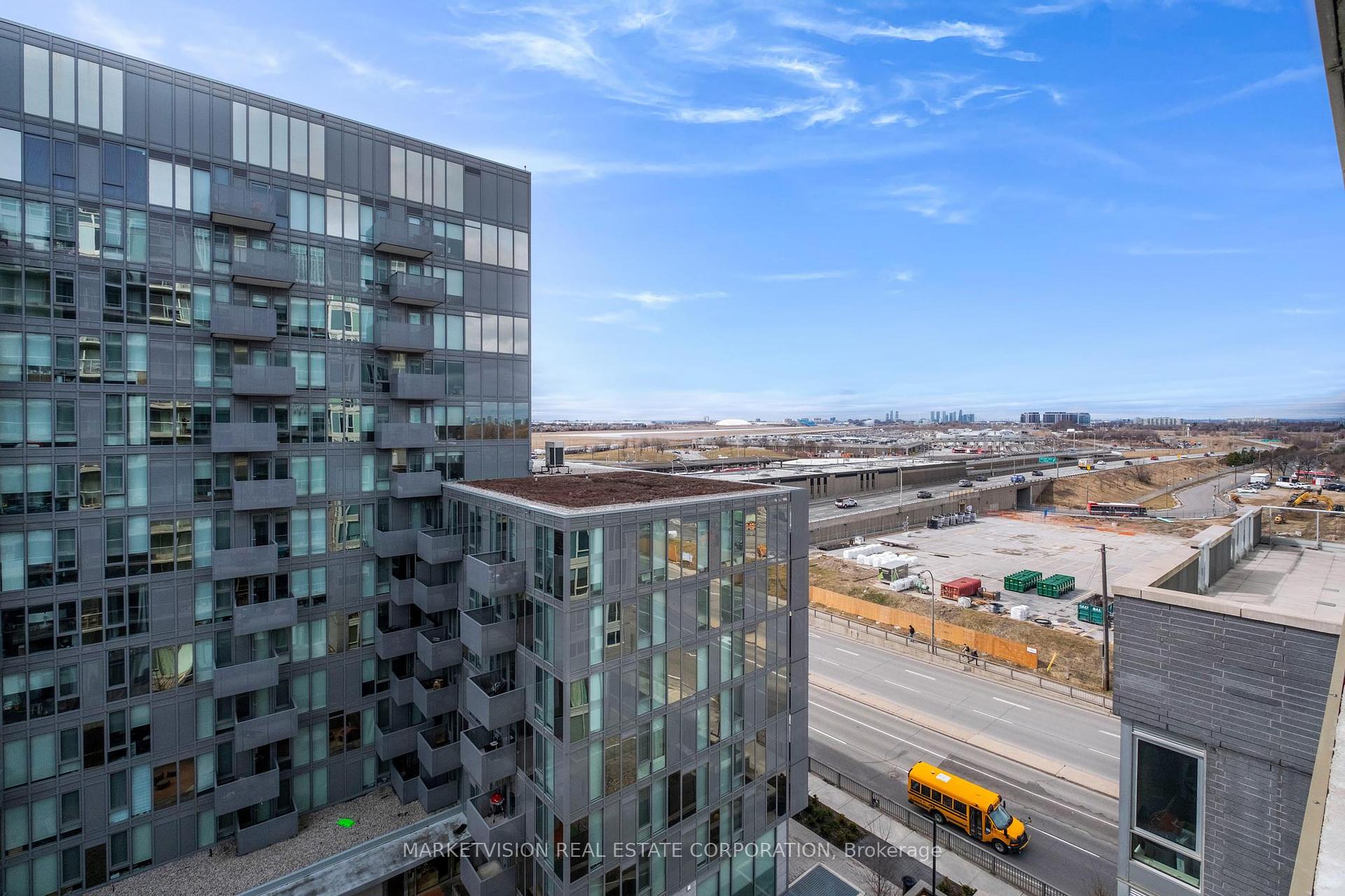 2 Bedrooms Condo at 565 Wilson,  Toronto For sale