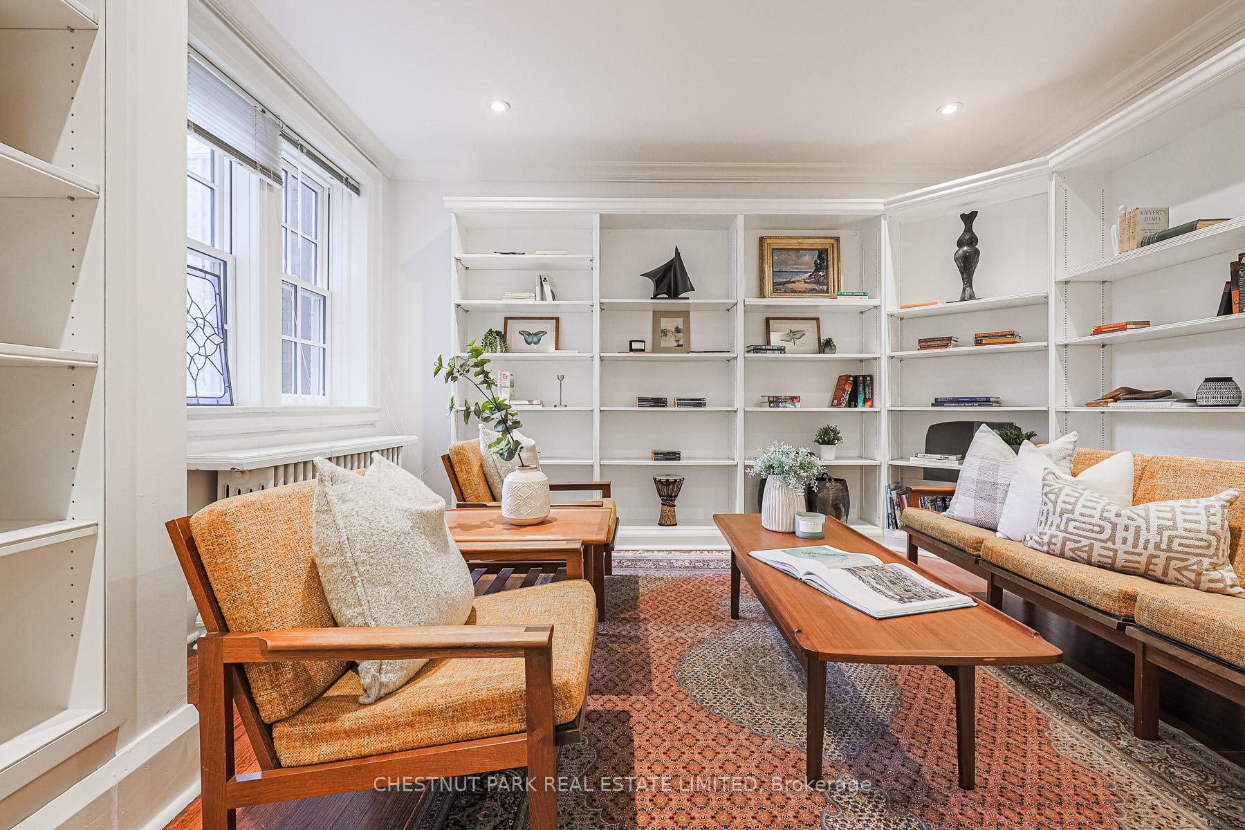 4 Bedrooms Condo at 480 Oriole, Toronto For sale