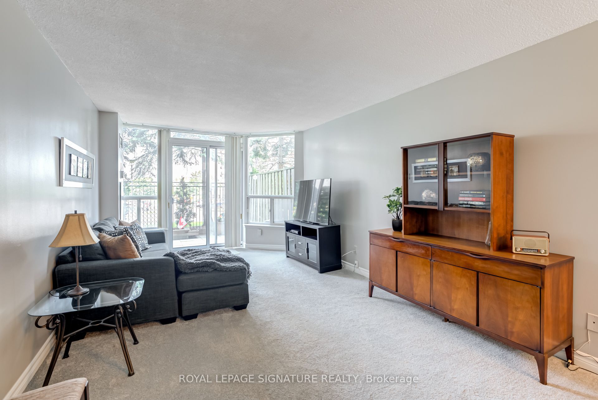 400 McLevin Avenue, #102
