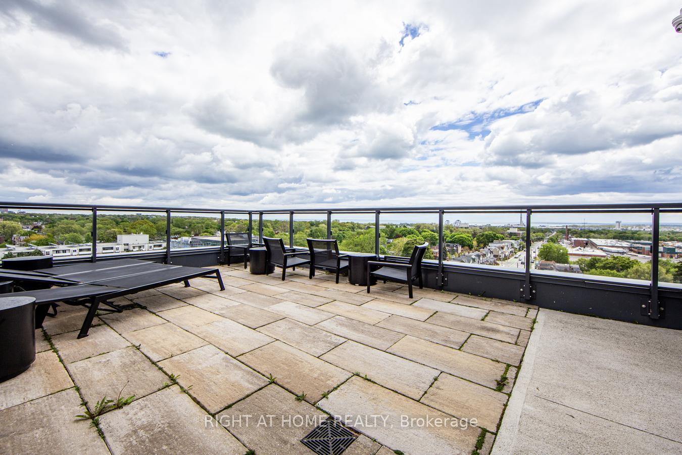 1 Bedroom Condo at 630 Greenwood, Toronto For sale