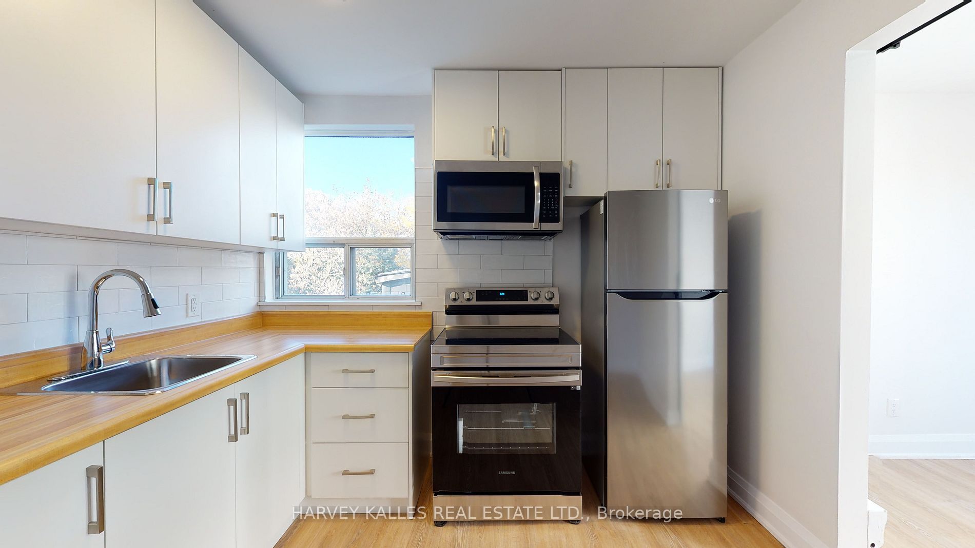 399 Dupont Street 102