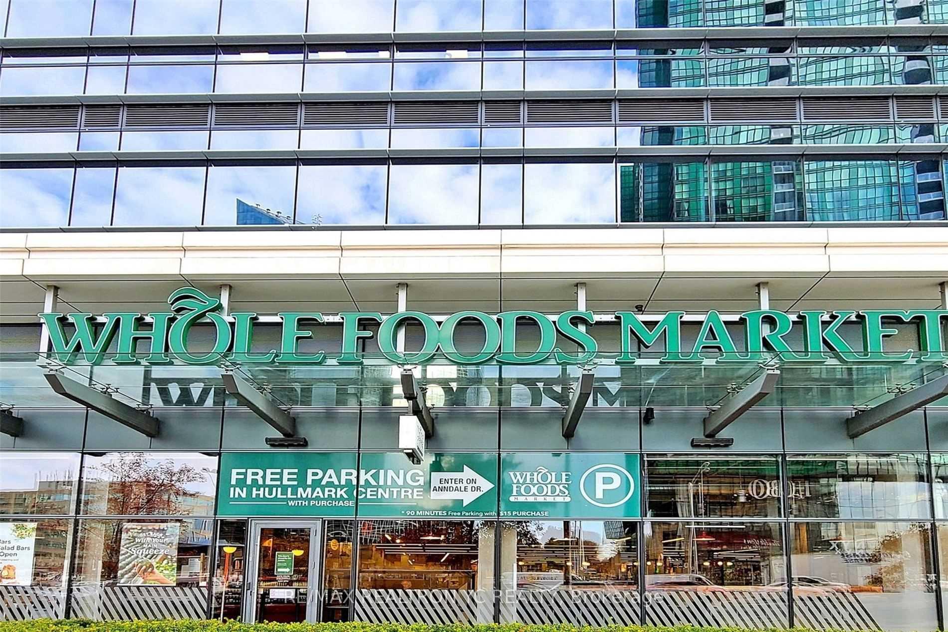 4 Bedrooms Condo at 2 Anndale, Toronto For sale