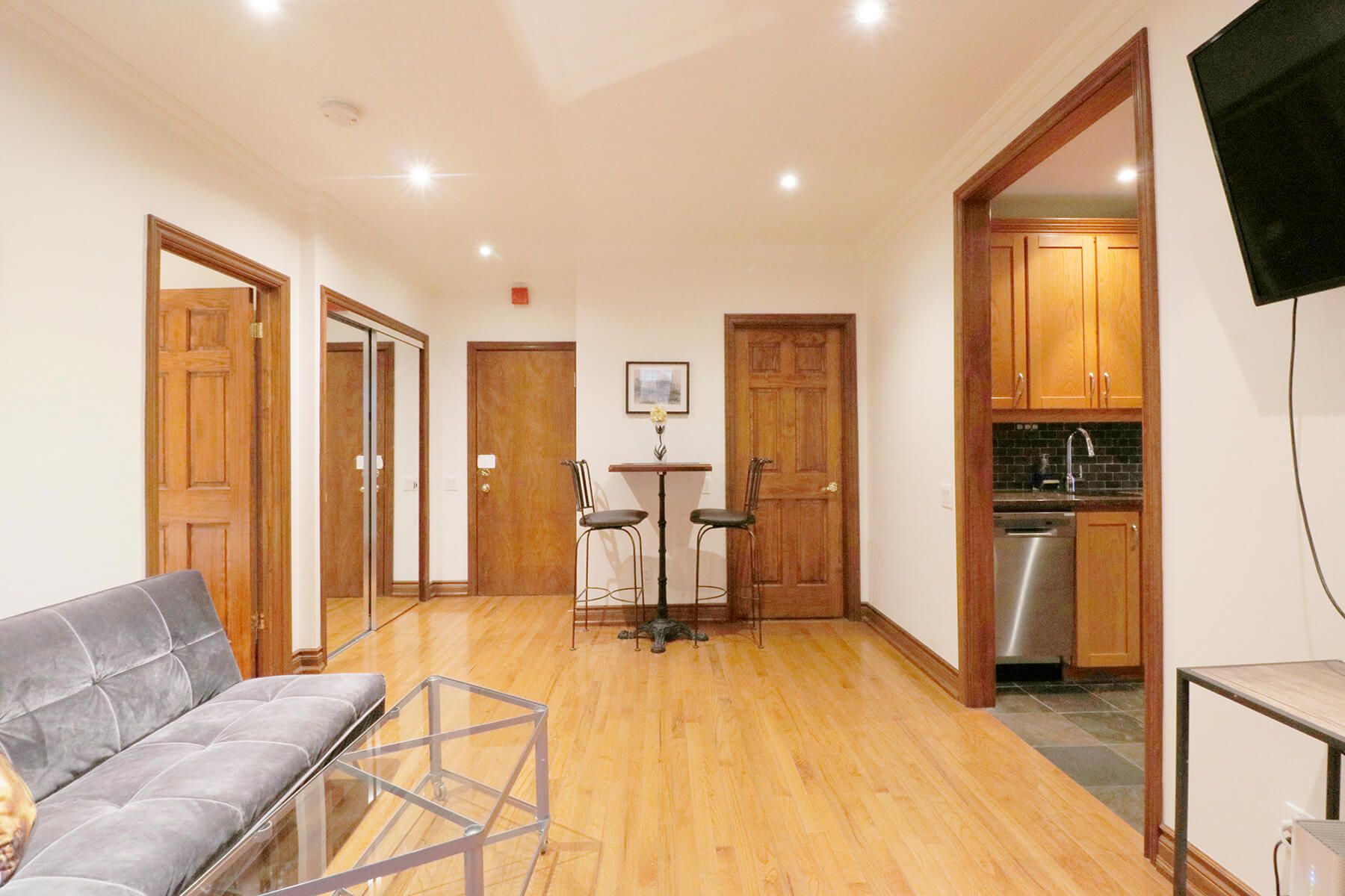 510 Jarvis Street 4
