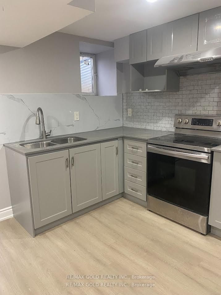 316 Albright Road, Brampton, ON L6X 0J1