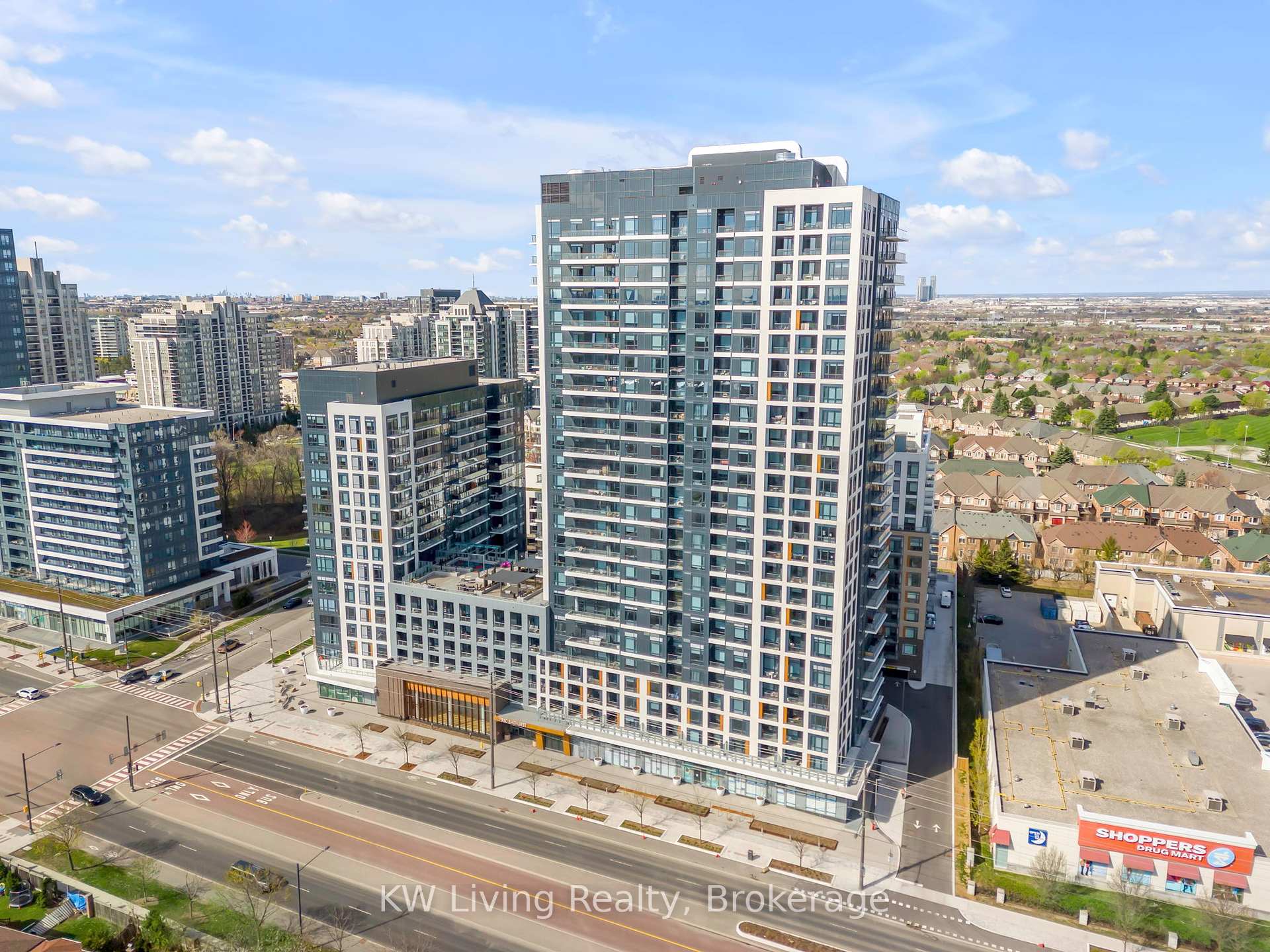 1 Bedroom Condo at 7950 Bathurst, Vaughan For sale