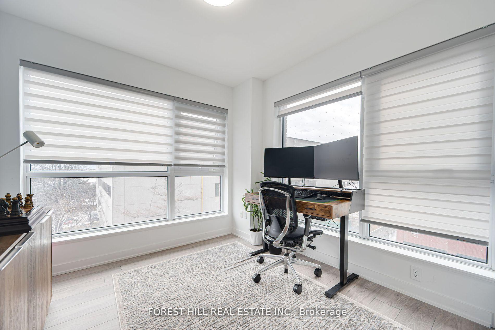 2 Bedrooms Condo at 8 Tippett, Toronto For sale