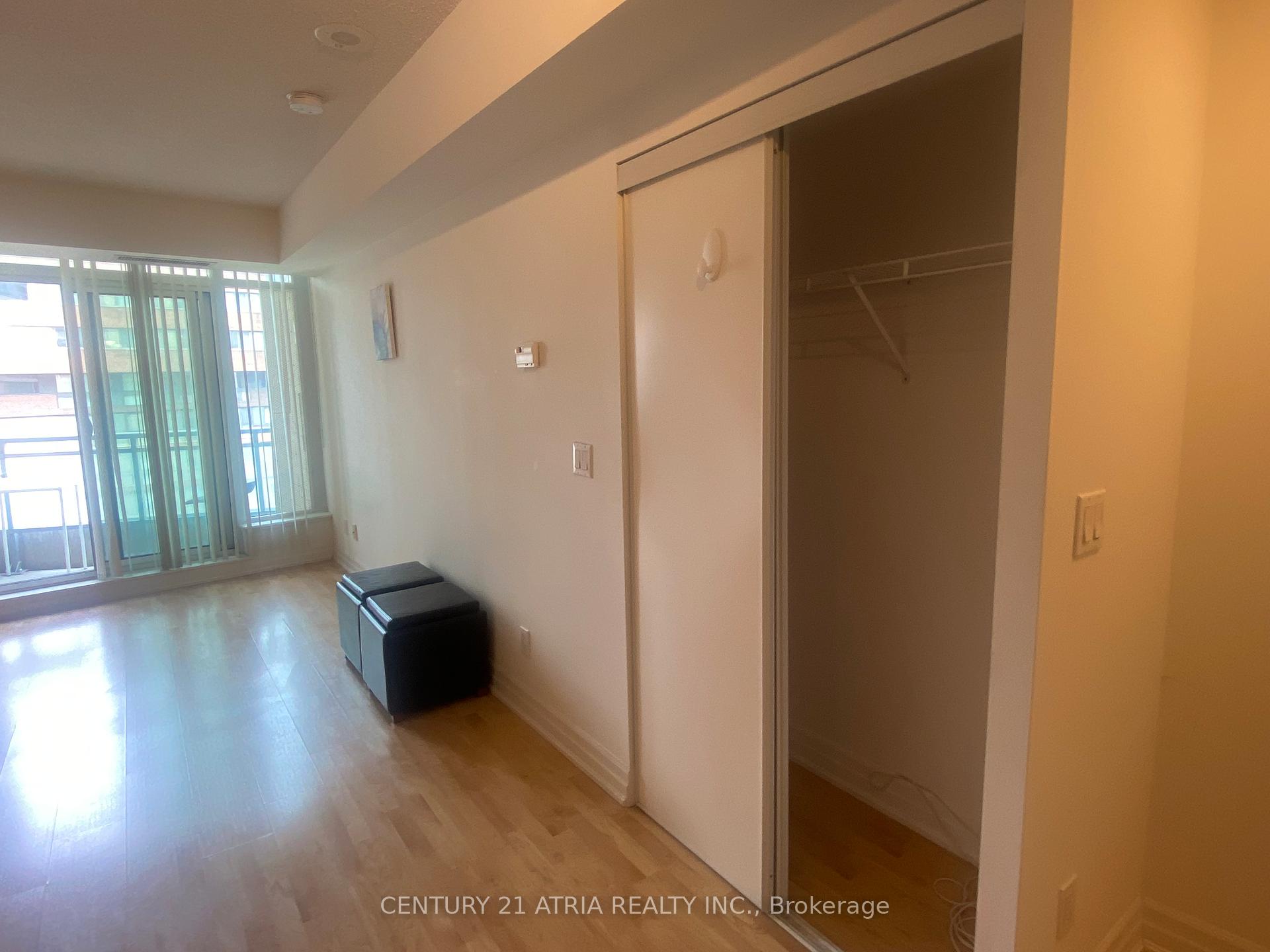 Condo at 8 Scollard, Toronto For sale