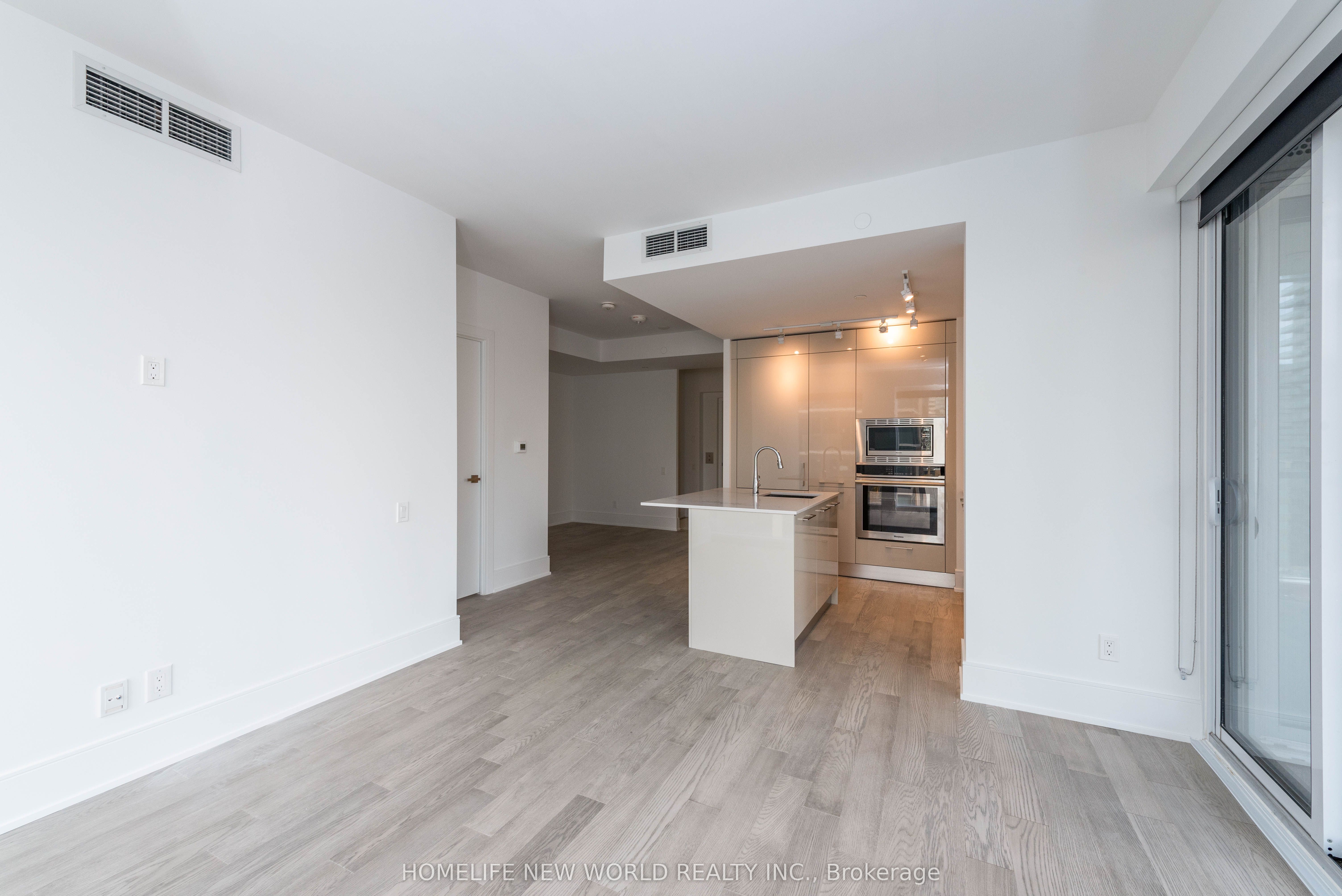 1 Gloucester Street, #1116