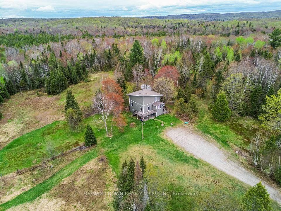300 Widdifield Station