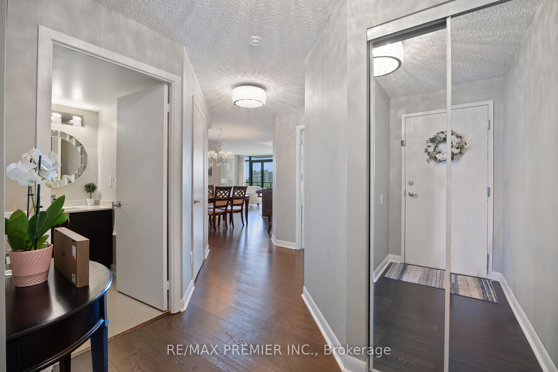 2 Bedrooms Condo at 525 Wilson, Toronto For sale