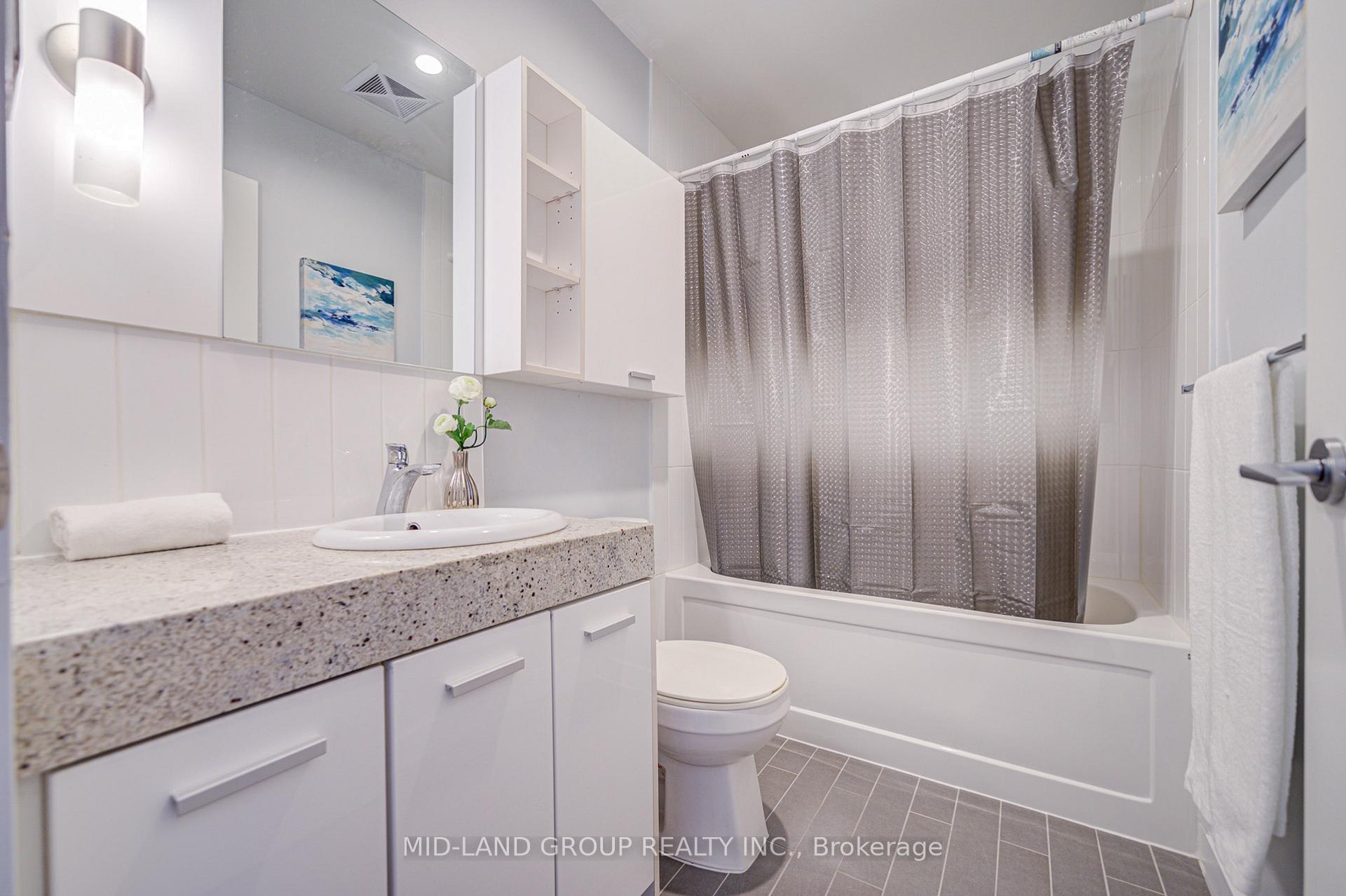 3 Bedrooms Condo at 29 Singer,  Toronto For sale