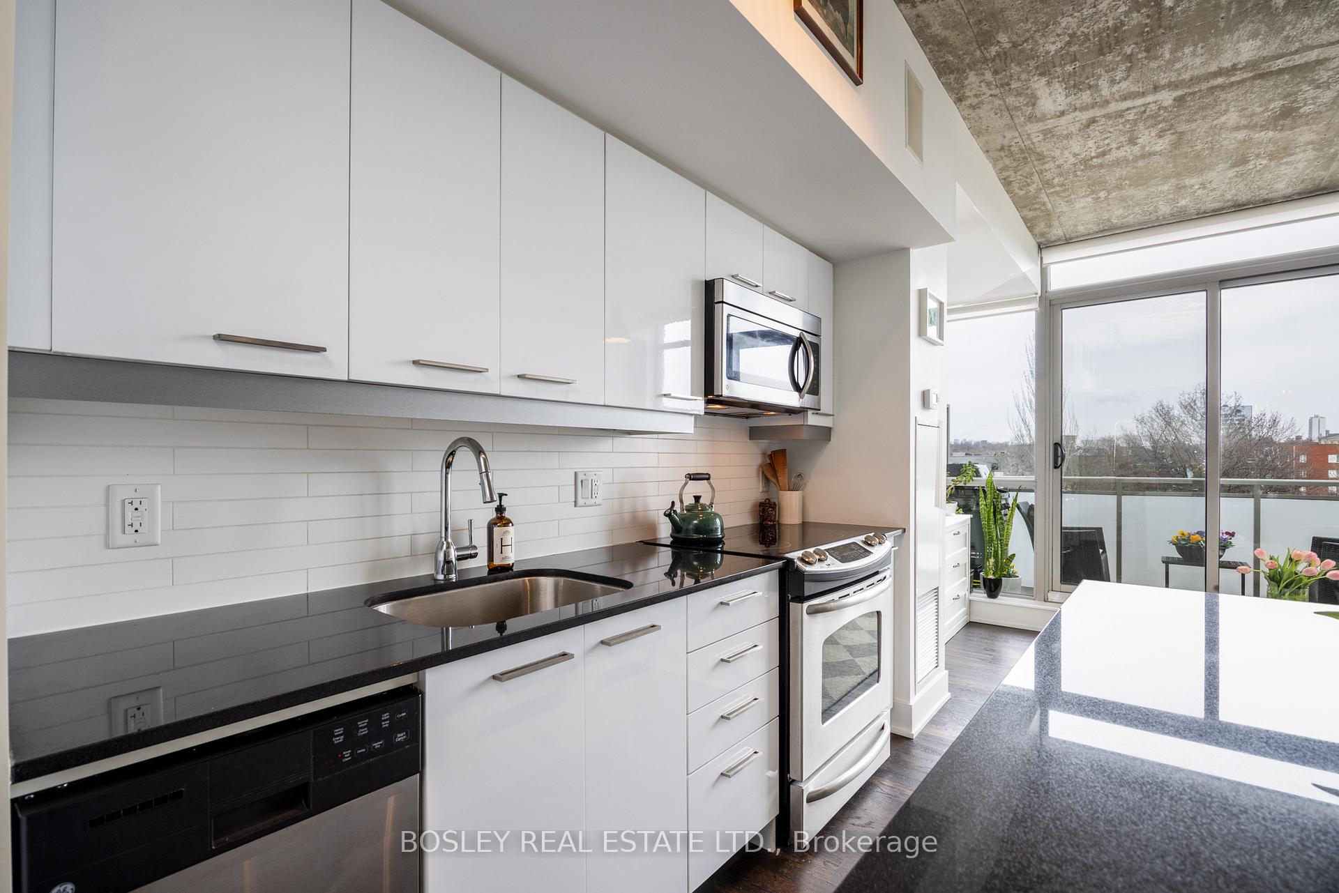 1 Bedroom Condo at 630 Queen, Toronto For sale