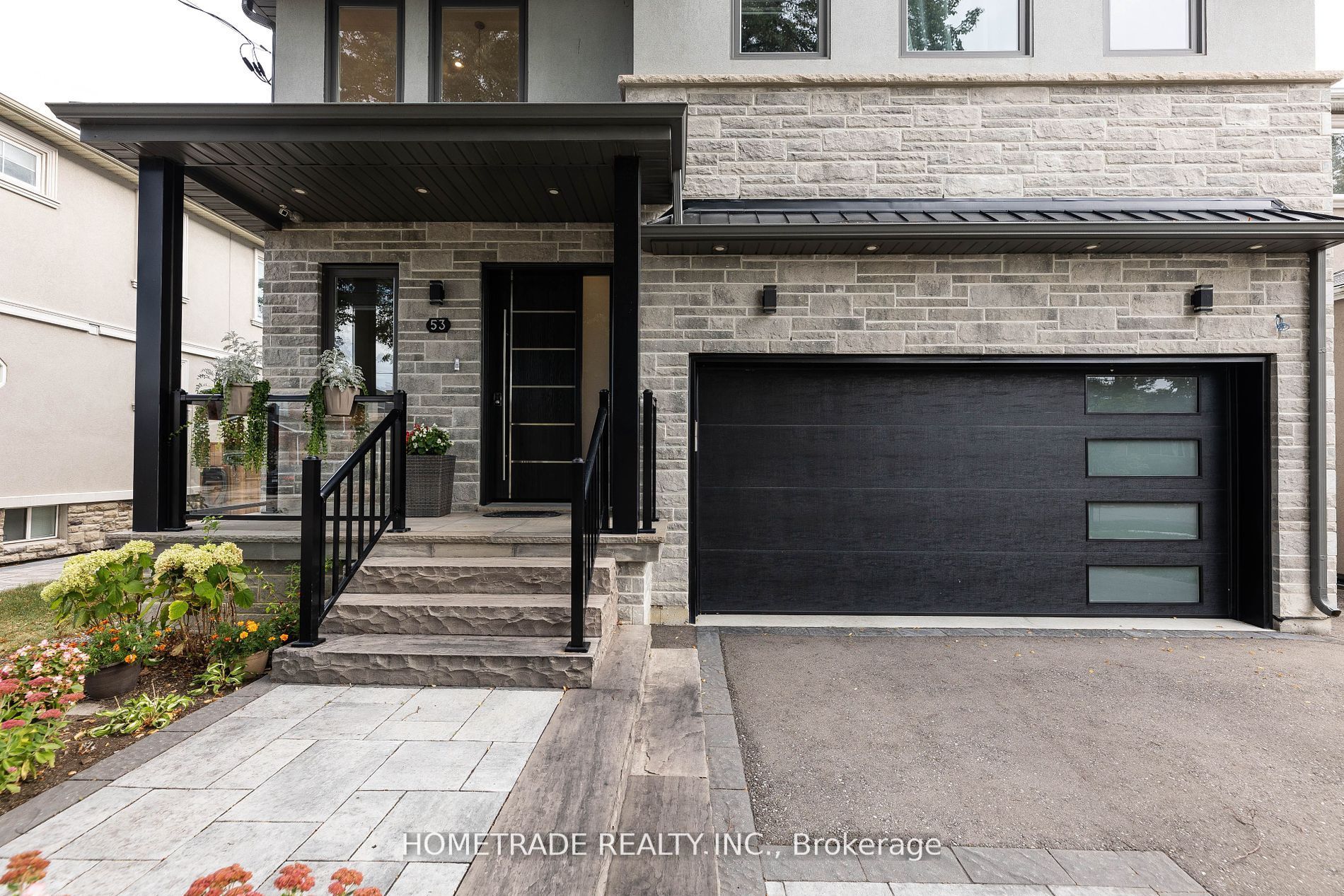 53 Culnan Avenue, Toronto, ON M8Z 5B1