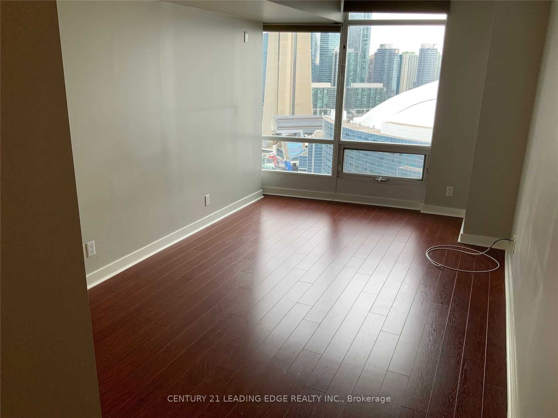 373 Front Street W, #3007