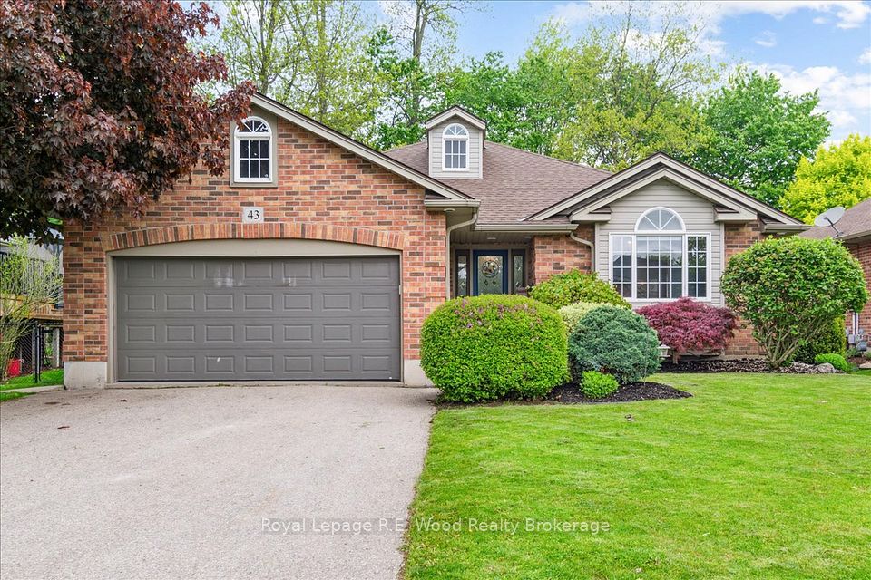 43 WOODLAND