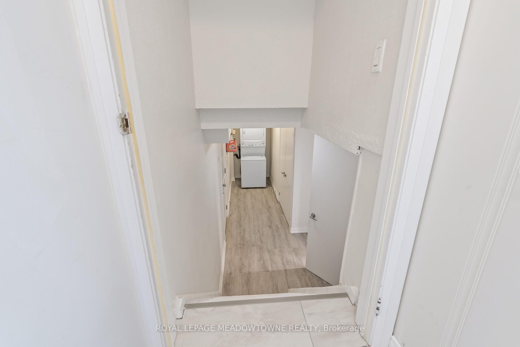 338 Whitehead Crescent
