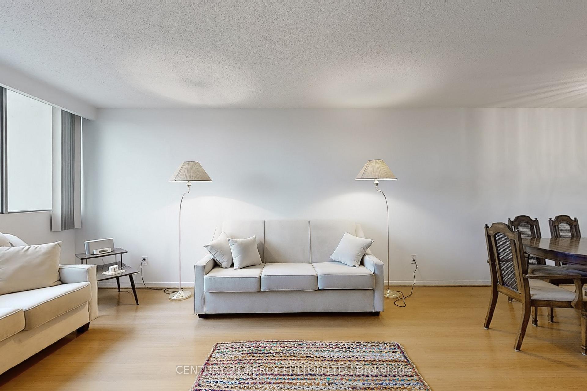 1 Bedroom Condo at 40 Bay Mills, Toronto For sale