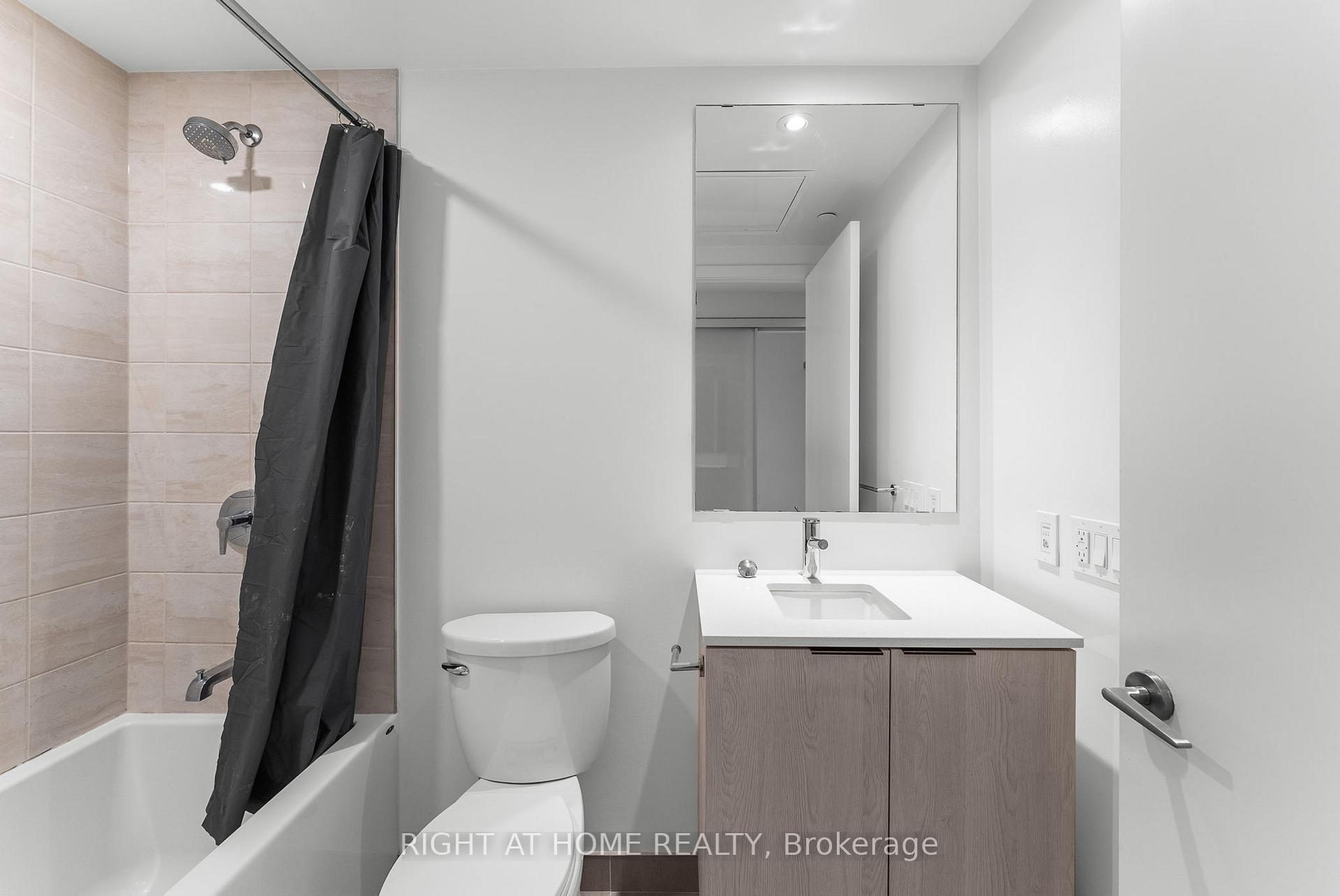 2 Bedrooms Condo at 50 Power, Toronto For sale