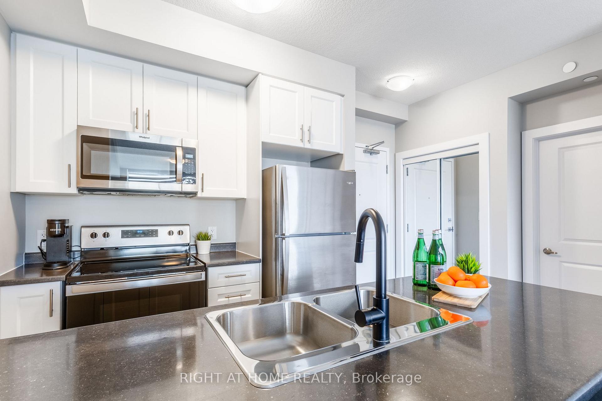1 Bedroom Condo at 450 Dundas,  Hamilton For sale